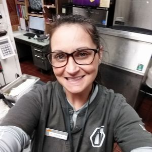 Meet your Posher, Betsey